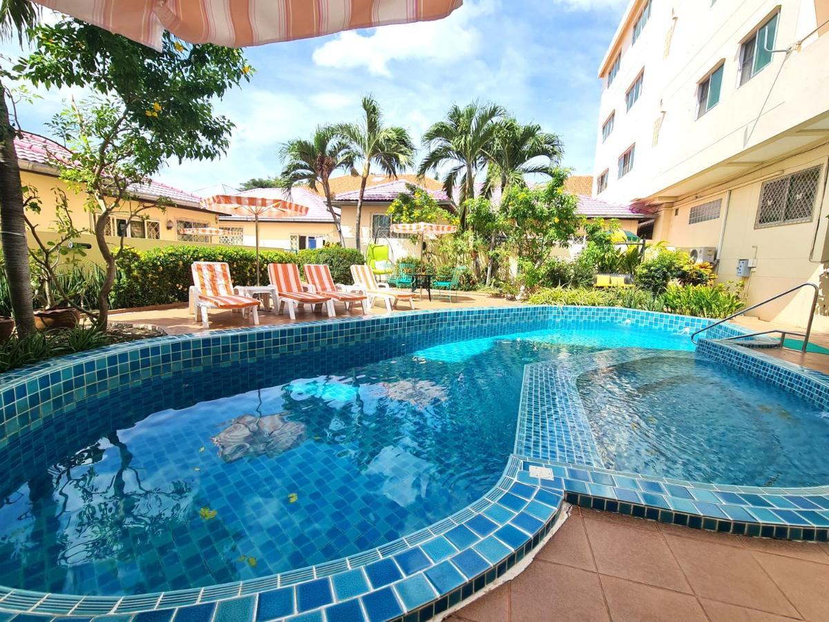 Butterfly Garden Boutique Residences By Frasier, A Lifestyle Destination Apt And Villas 1 To 3 Bedroom Units, 2 Full Bathrooms, Rain Shower, Spa Bath, Complete Kitchen, Staff 24-7,Fast Fiber Optic Wifi, 55" Smart Tv'S, Free Bbq, Pattaja Kültér fotó