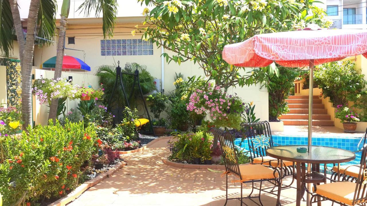 Butterfly Garden Boutique Residences By Frasier, A Lifestyle Destination Apt And Villas 1 To 3 Bedroom Units, 2 Full Bathrooms, Rain Shower, Spa Bath, Complete Kitchen, Staff 24-7,Fast Fiber Optic Wifi, 55" Smart Tv'S, Free Bbq, Pattaja Kültér fotó